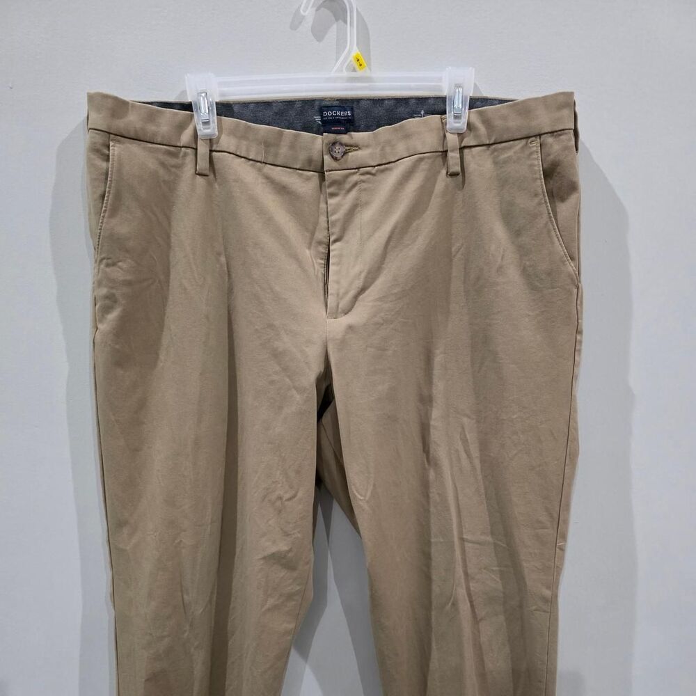 Dockers Men's Tan and Cream Trousers